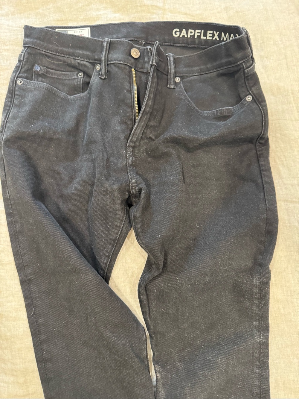 GAP Men's Slim Straight Black Jeans